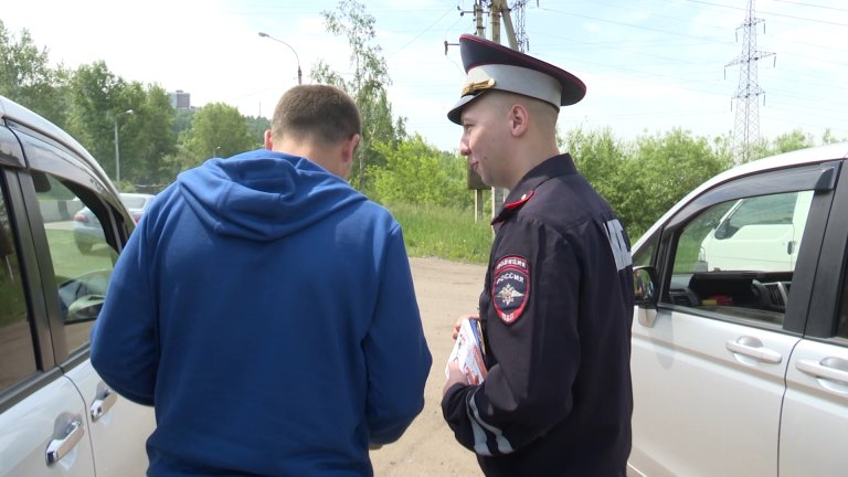 "Автохам": выпуск 394. Знания правил обгона проверили у водителей в Иркутске